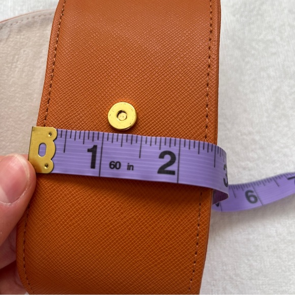 Tory Burch Sunglasses Case - Picture 4 of 6